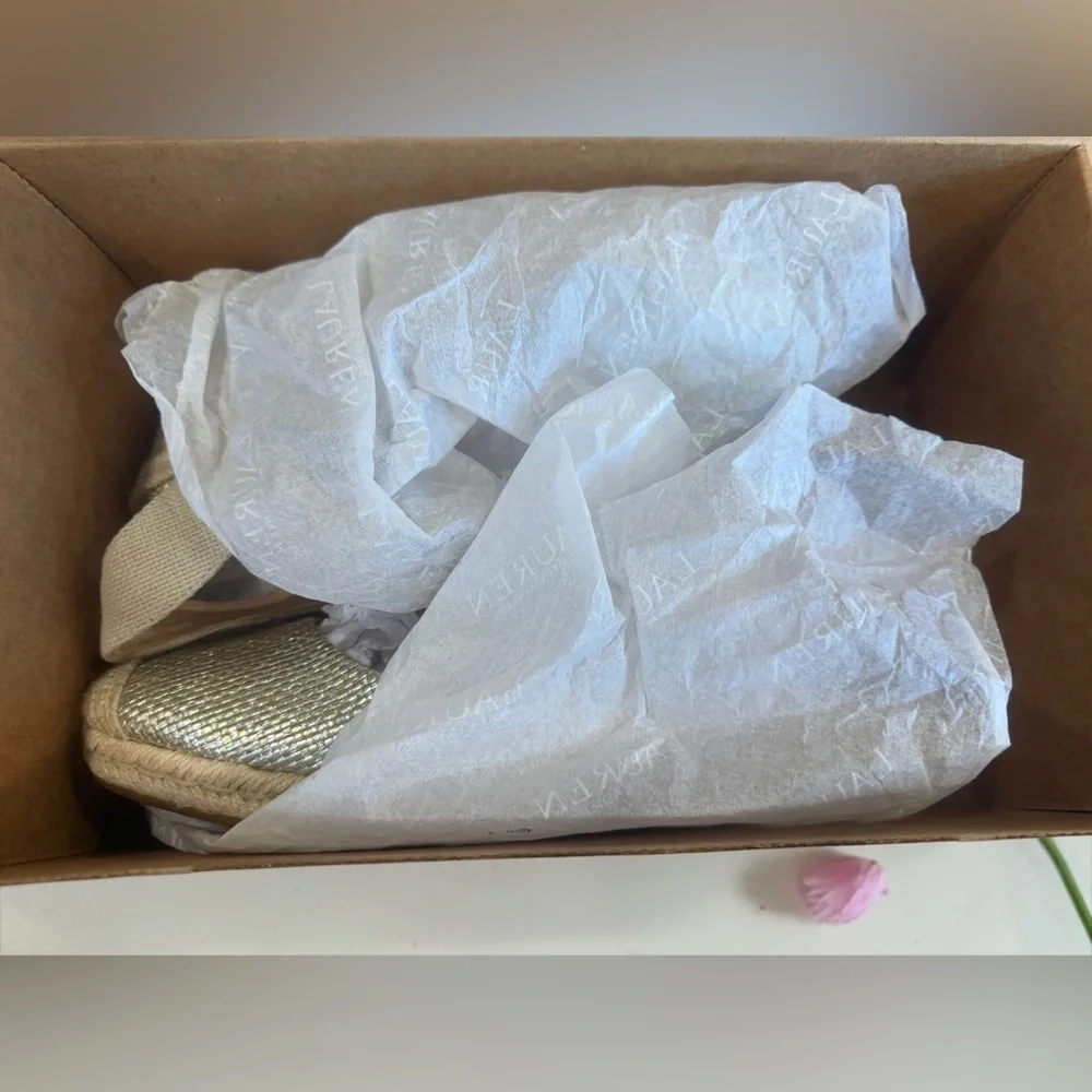 Lauren Ralph Lauren size 9.5 Pearl Espadrille Wedge Pumps BRAND NEW IN BOX! - Picture 10 of 12